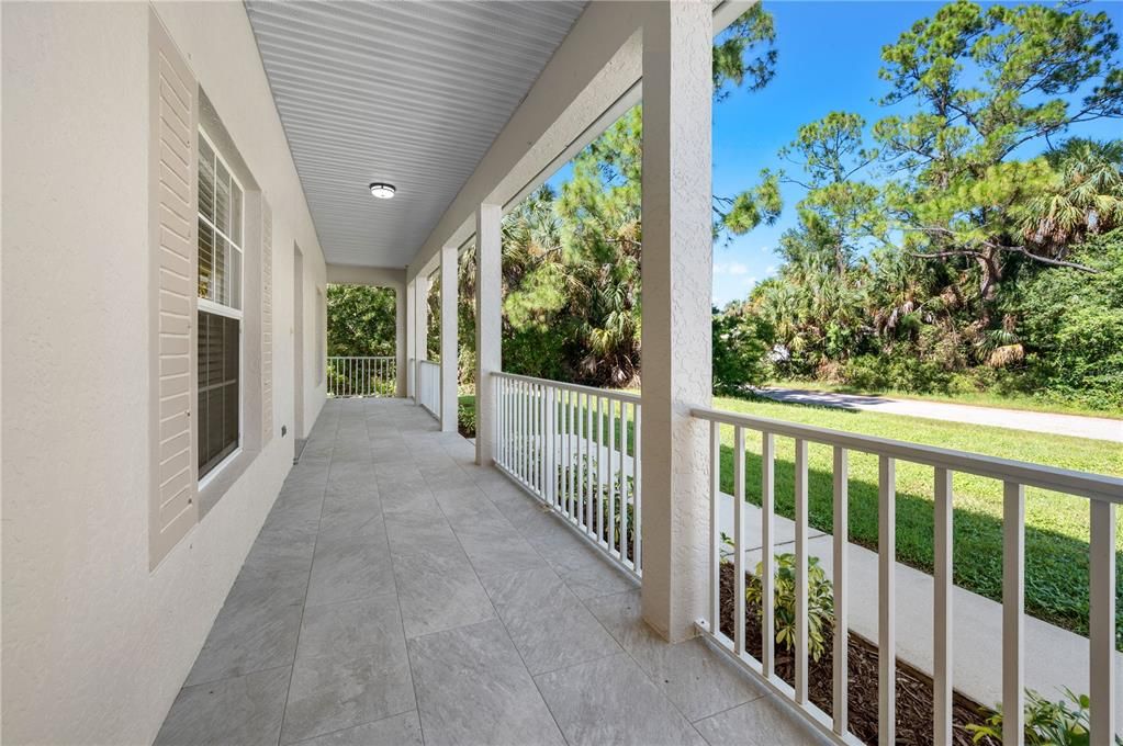 For Sale: $329,500 (3 beds, 2 baths, 2020 Square Feet)