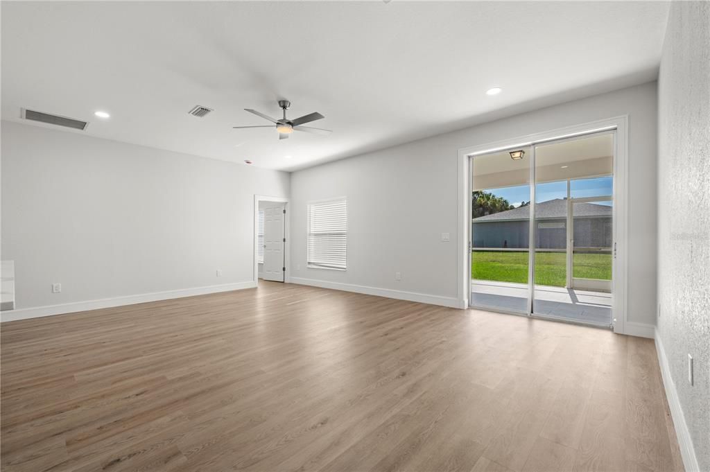 For Sale: $329,500 (3 beds, 2 baths, 2020 Square Feet)
