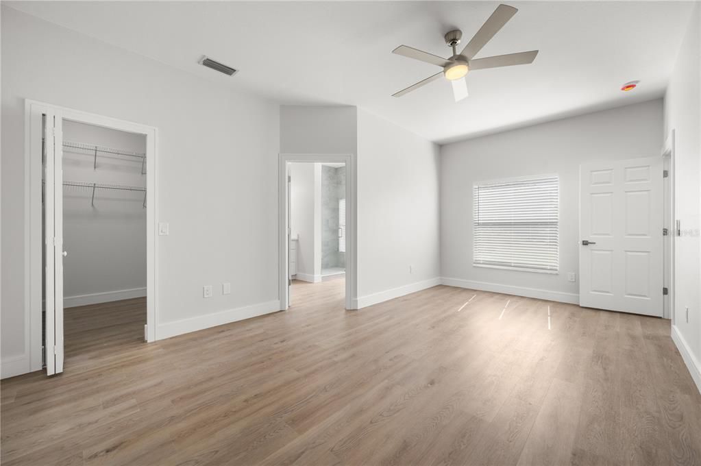 For Sale: $329,500 (3 beds, 2 baths, 2020 Square Feet)