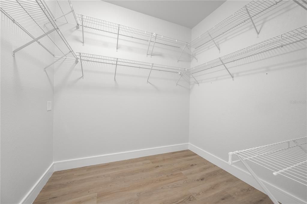 For Sale: $329,500 (3 beds, 2 baths, 2020 Square Feet)