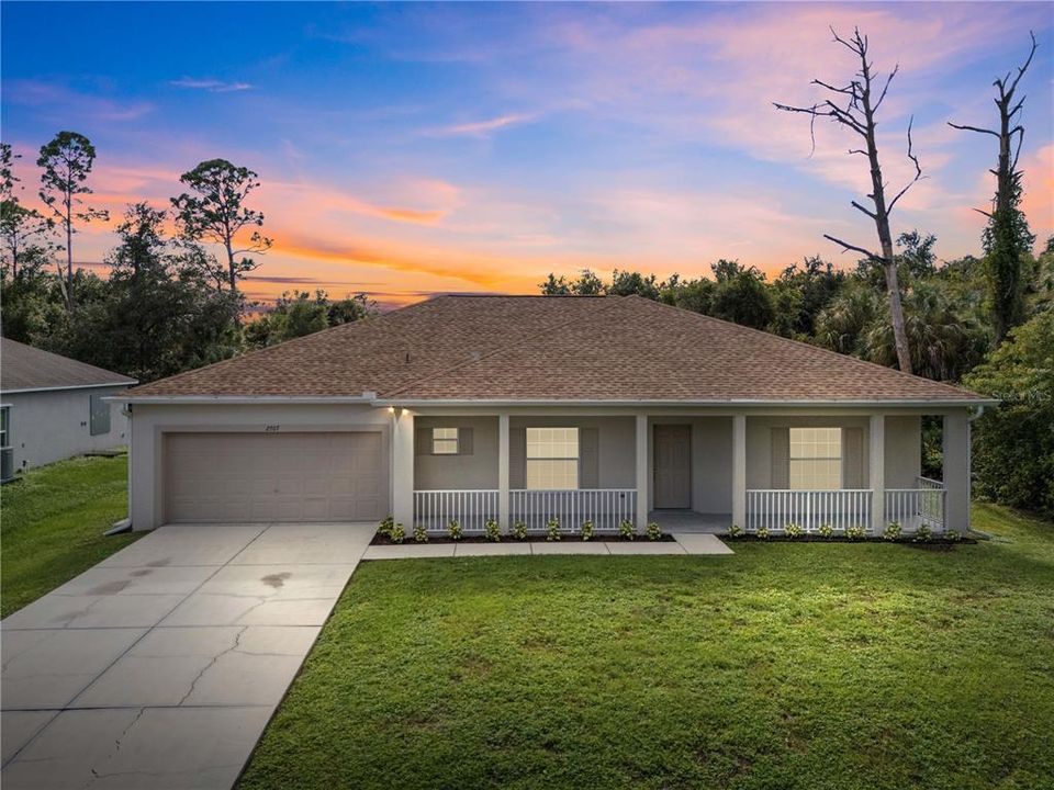 For Sale: $329,500 (3 beds, 2 baths, 2020 Square Feet)