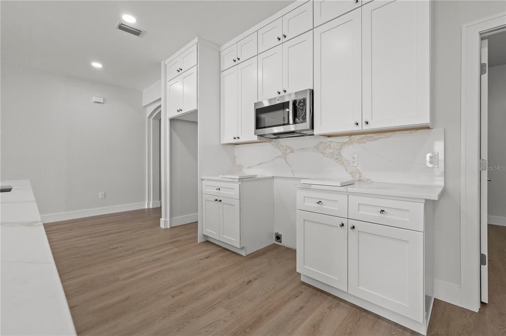 For Sale: $329,500 (3 beds, 2 baths, 2020 Square Feet)