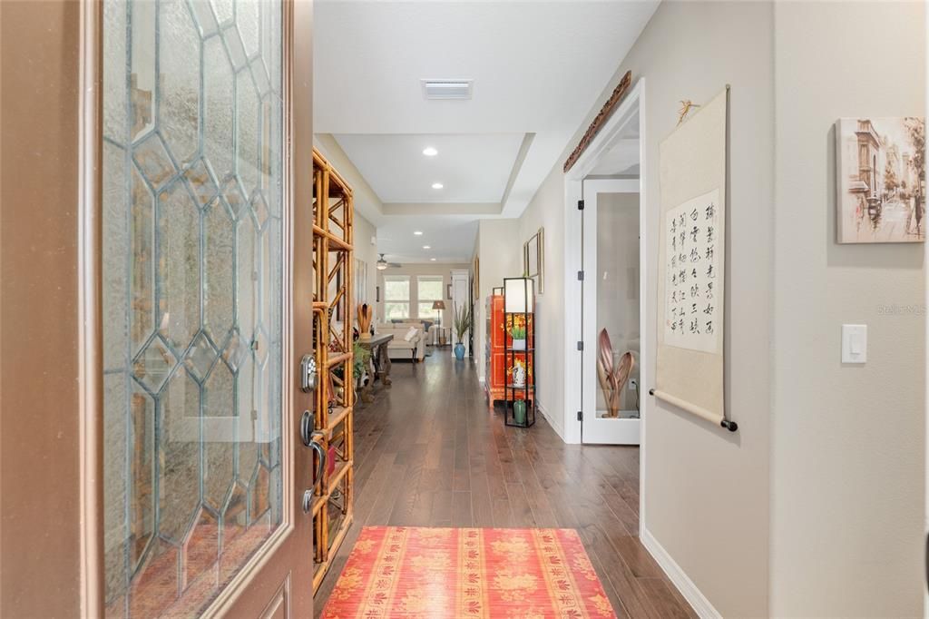 En Venta: $545,000 (3 camas, 3 baños, 2360 Pies cuadrados)