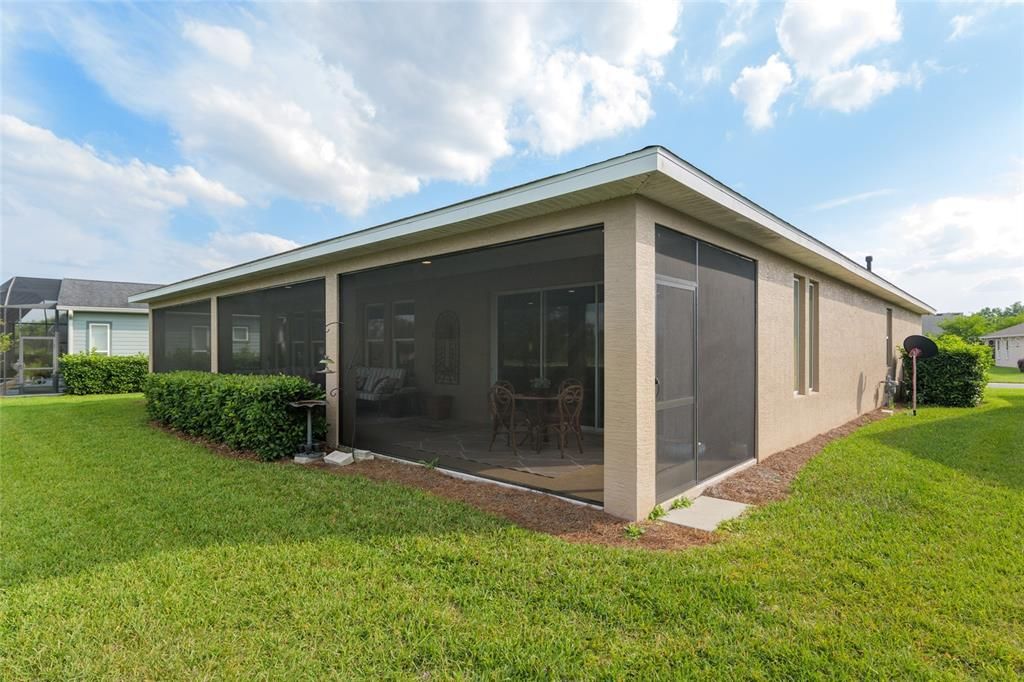 En Venta: $545,000 (3 camas, 3 baños, 2360 Pies cuadrados)