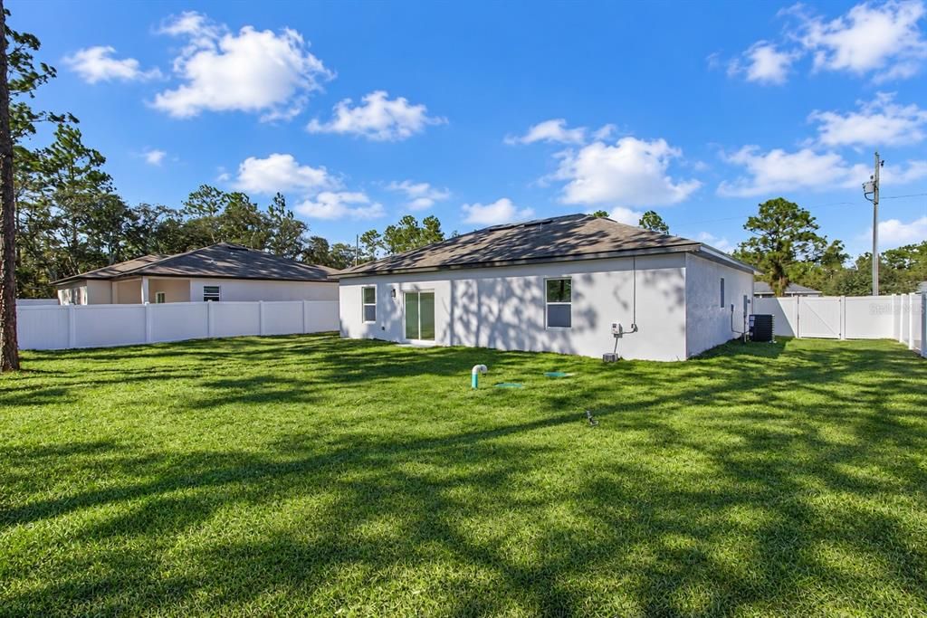 For Sale: $253,900 (3 beds, 2 baths, 1427 Square Feet)