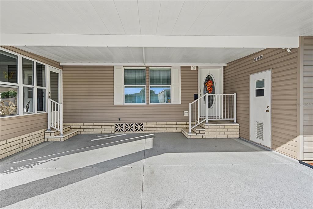 For Sale: $215,000 (3 beds, 2 baths, 1188 Square Feet)