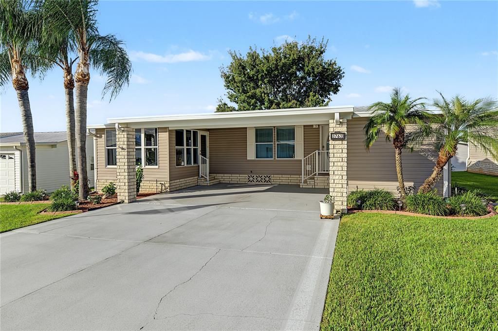For Sale: $215,000 (3 beds, 2 baths, 1188 Square Feet)