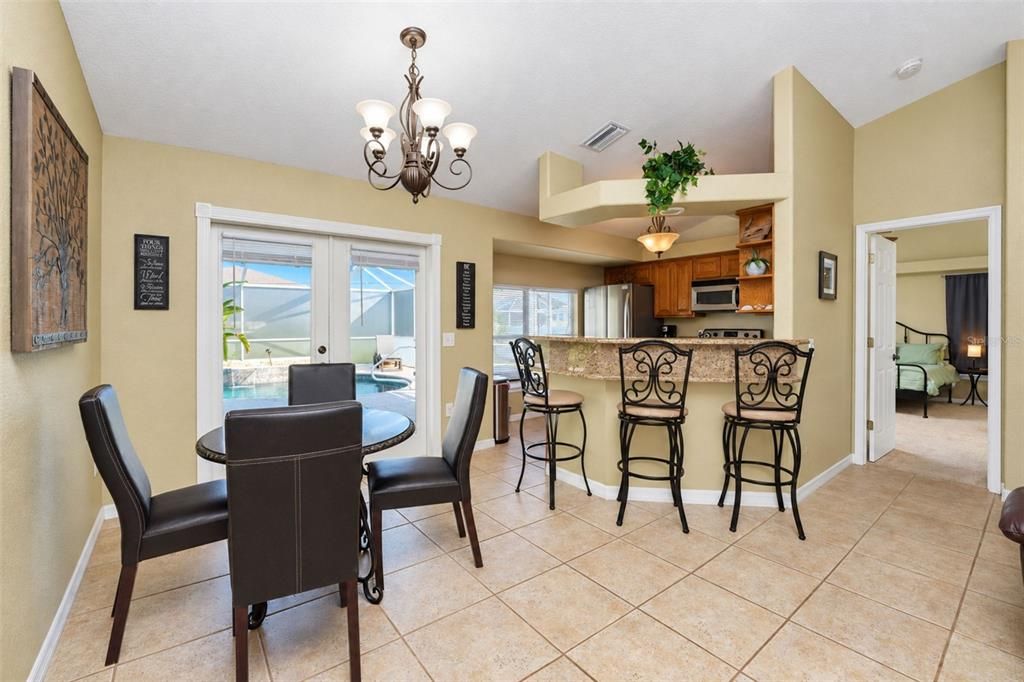For Sale: $325,000 (3 beds, 2 baths, 1148 Square Feet)