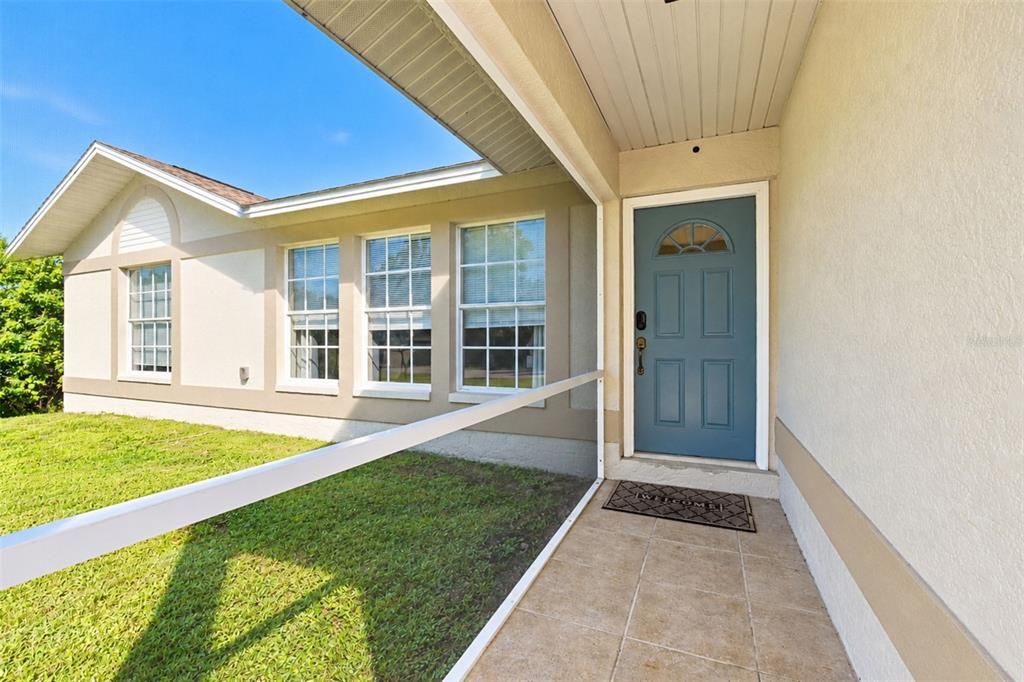 For Sale: $325,000 (3 beds, 2 baths, 1148 Square Feet)