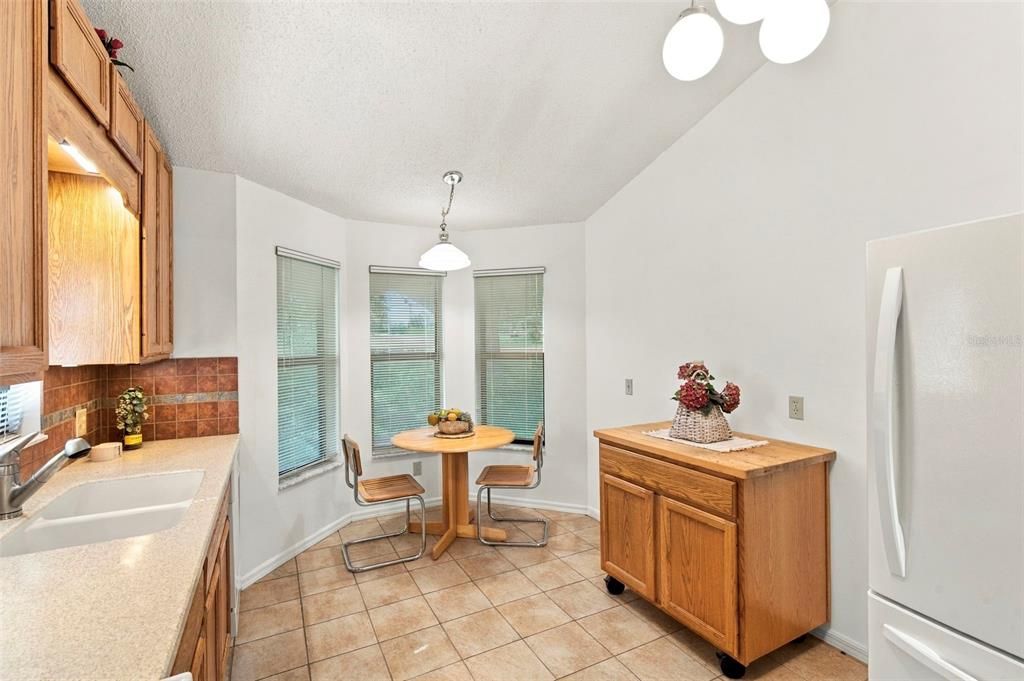 For Sale: $234,900 (2 beds, 2 baths, 1482 Square Feet)