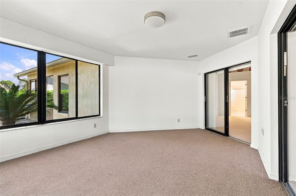 For Sale: $234,900 (2 beds, 2 baths, 1482 Square Feet)
