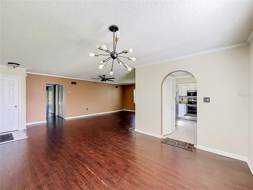 For Sale: $119,000 (3 beds, 2 baths, 1691 Square Feet)