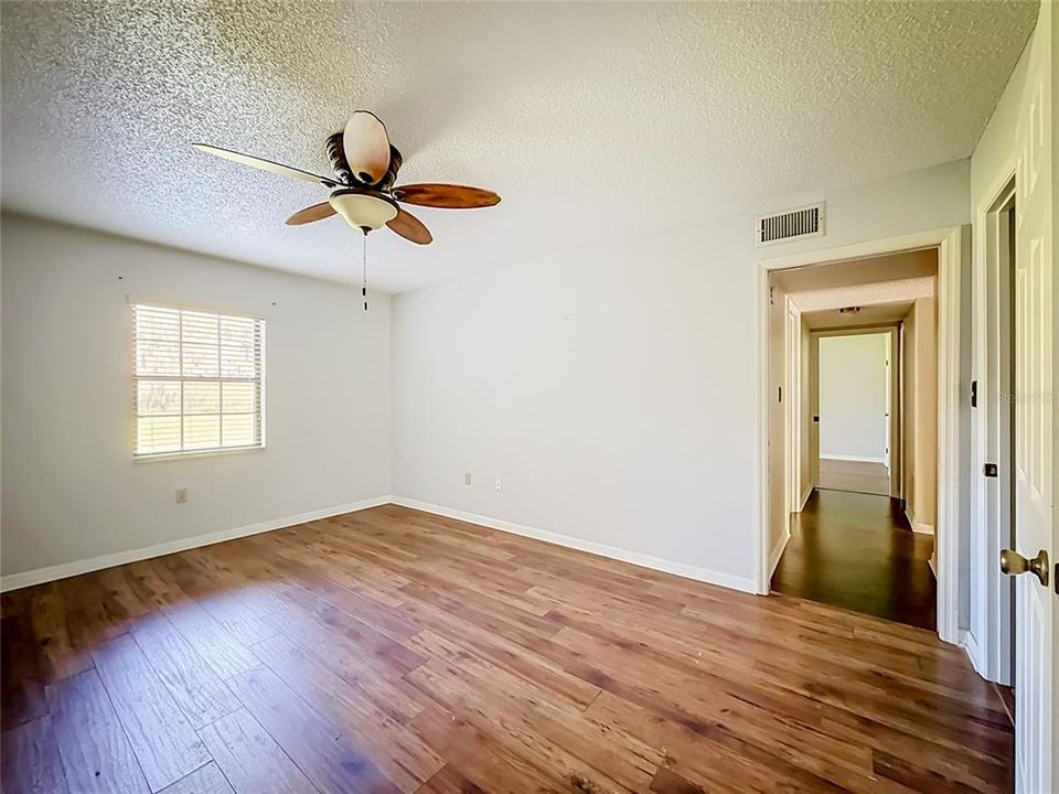 For Sale: $119,000 (3 beds, 2 baths, 1691 Square Feet)