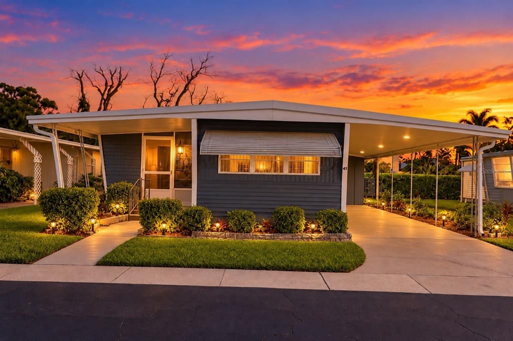 For Sale: $95,000 (1 beds, 1 baths, 552 Square Feet)
