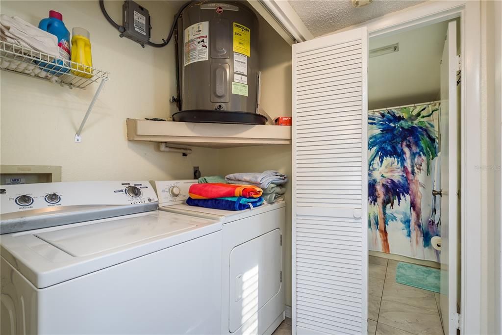 В аренду: $1,995 (2 спален, 2 ванн, 1113 Квадратных фут)
