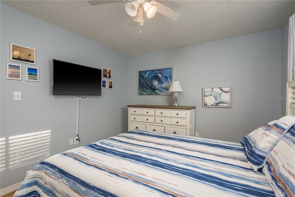 В аренду: $1,995 (2 спален, 2 ванн, 1113 Квадратных фут)
