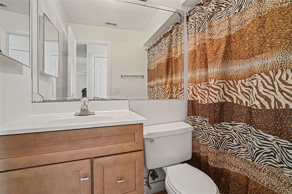 For Sale: $320,000 (3 beds, 2 baths, 1286 Square Feet)