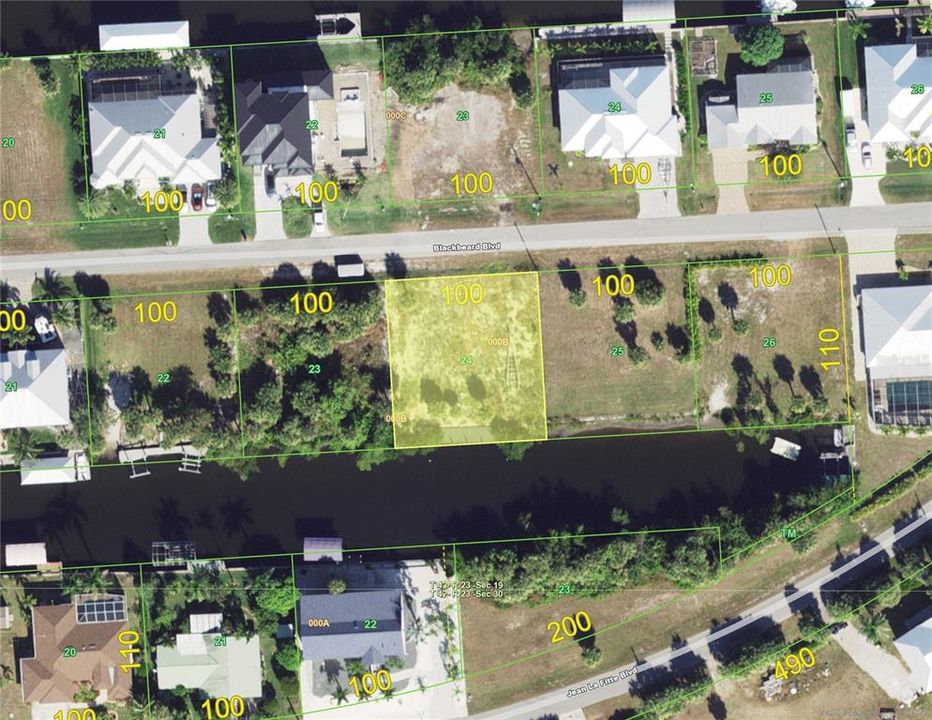 待售: $318,000 (0.25 acres)