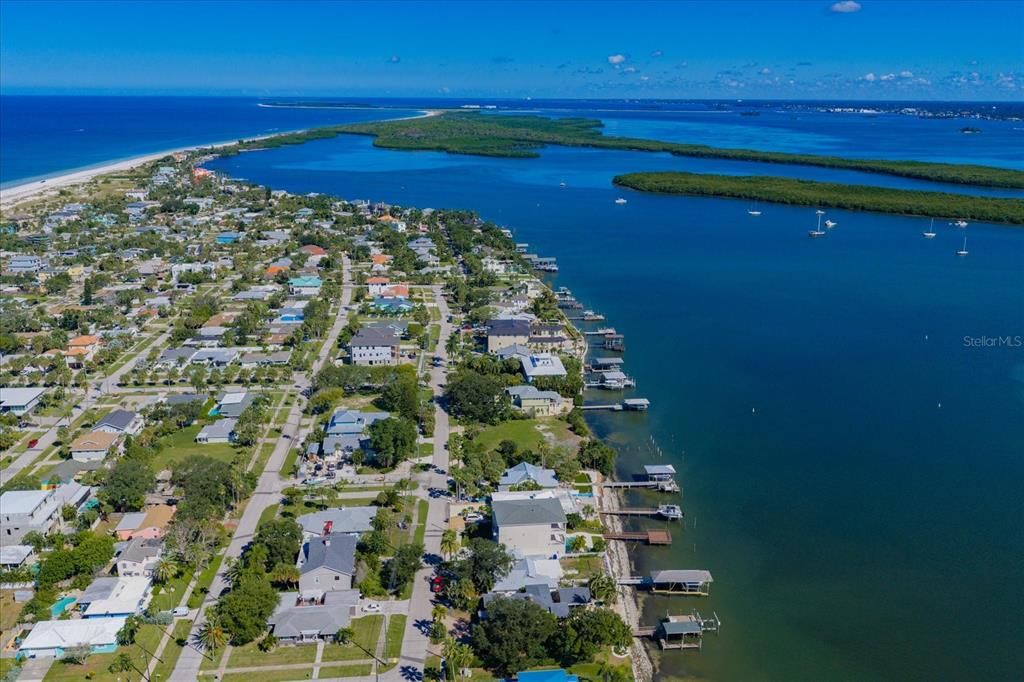 En Venta: $3,500,000 (0.50 acres)
