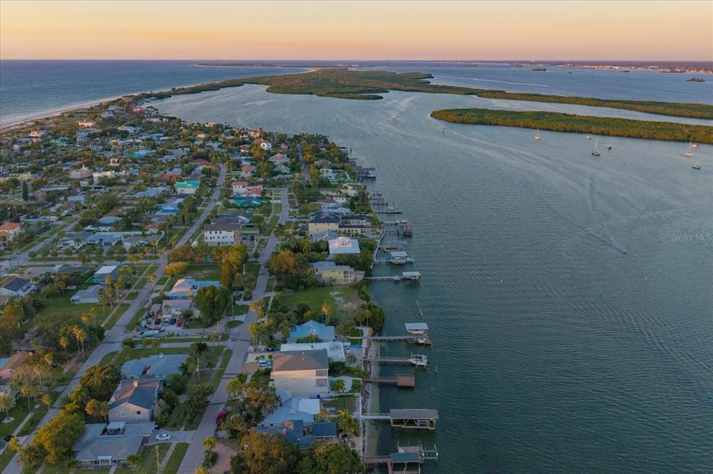 En Venta: $3,500,000 (0.50 acres)