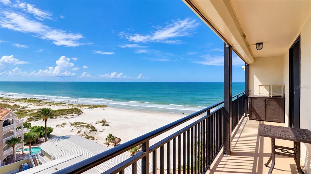 For Sale: $979,000 (2 beds, 2 baths, 1420 Square Feet)