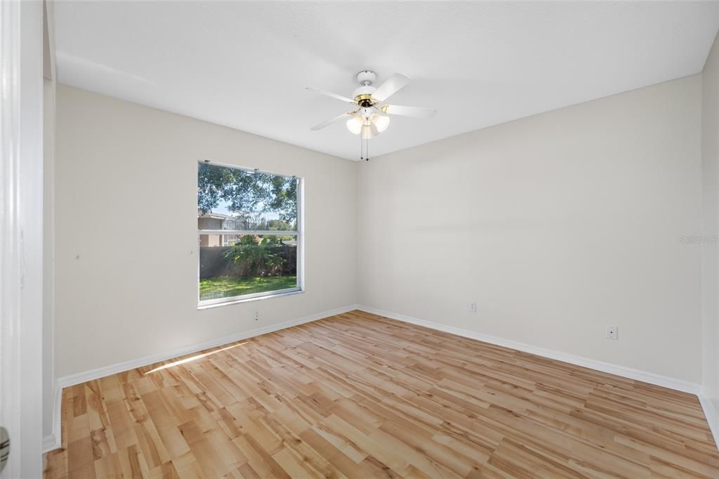 En Venta: $550,000 (4 camas, 3 baños, 2207 Pies cuadrados)