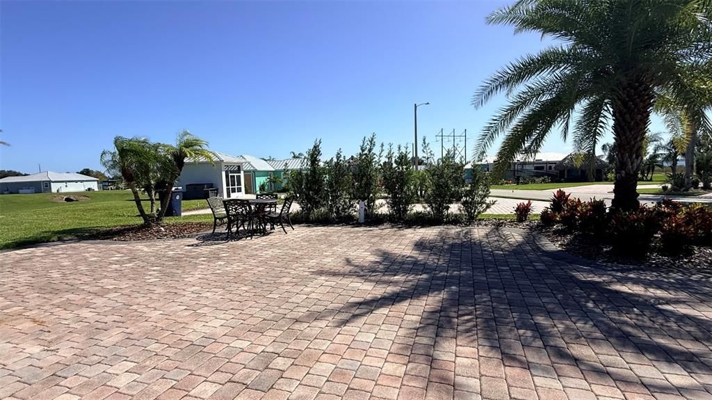 На продажу: $114,500 (0.08 acres)