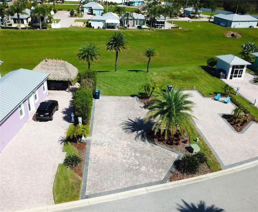 На продажу: $114,500 (0.08 acres)