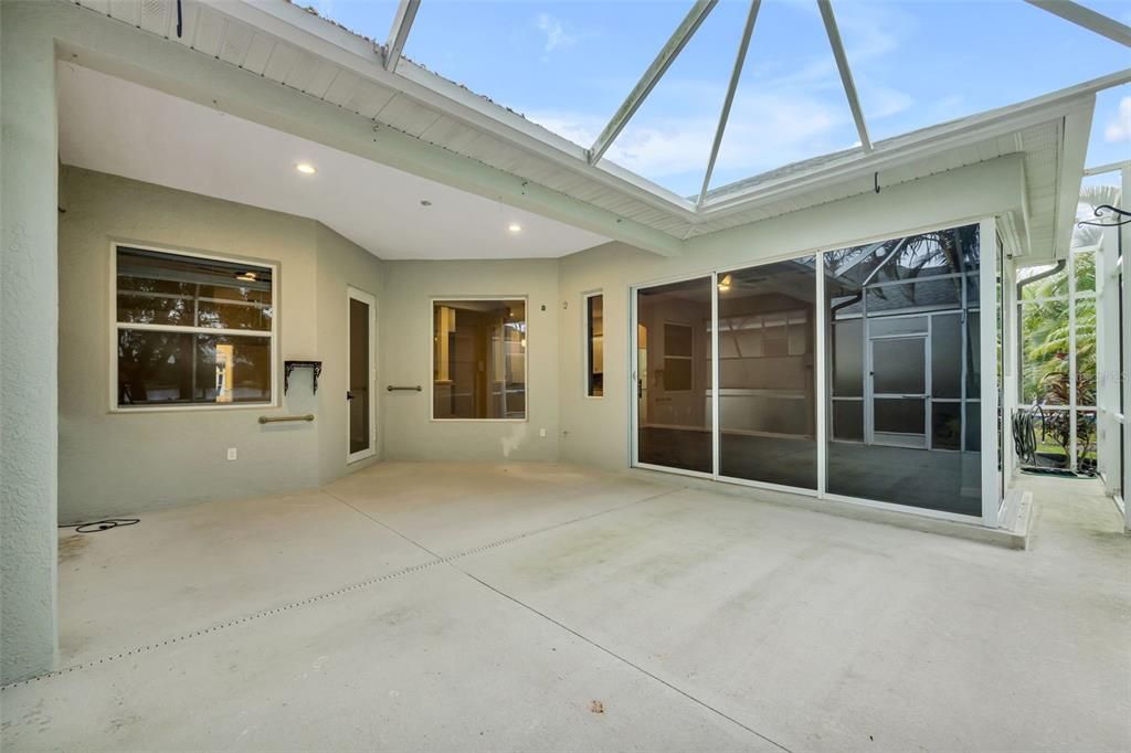 En Venta: $525,000 (3 camas, 2 baños, 1998 Pies cuadrados)