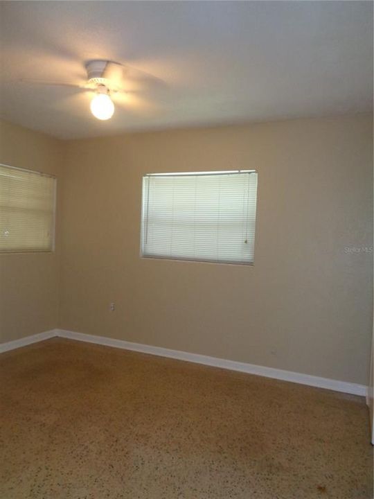 For Rent: $1,695 (2 beds, 1 baths, 900 Square Feet)
