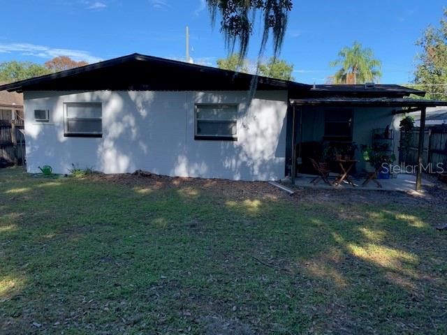 For Rent: $1,695 (2 beds, 1 baths, 900 Square Feet)