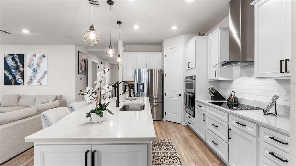 For Sale: $600,000 (4 beds, 3 baths, 2938 Square Feet)