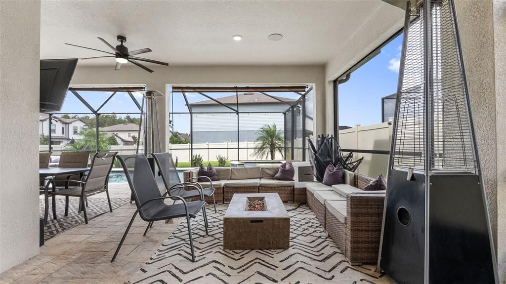 For Sale: $600,000 (4 beds, 3 baths, 2938 Square Feet)