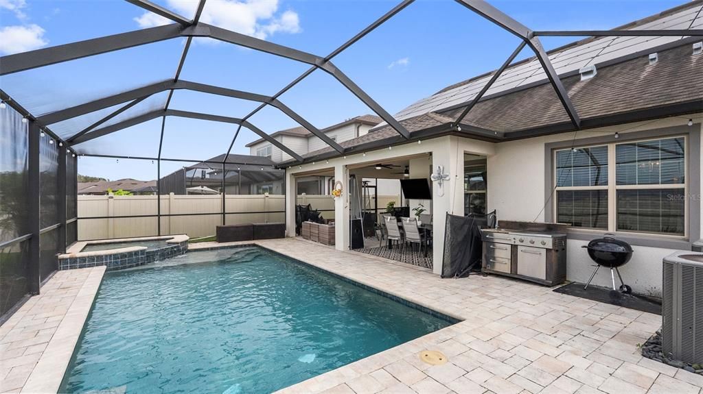 For Sale: $600,000 (4 beds, 3 baths, 2938 Square Feet)
