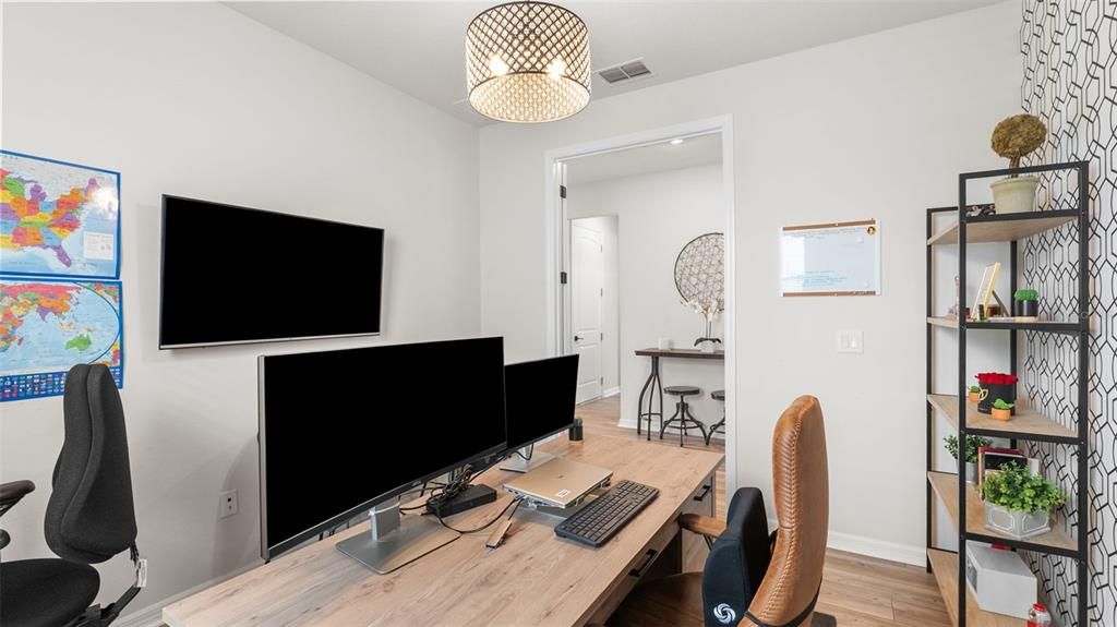 For Sale: $600,000 (4 beds, 3 baths, 2938 Square Feet)