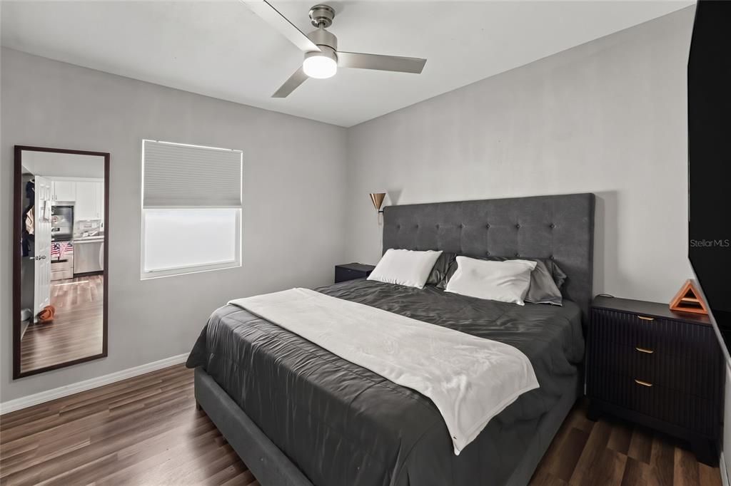 For Sale: $285,000 (3 beds, 1 baths, 1100 Square Feet)