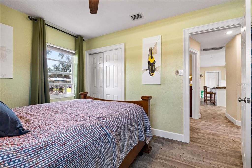 For Sale: $339,000 (3 beds, 1 baths, 936 Square Feet)