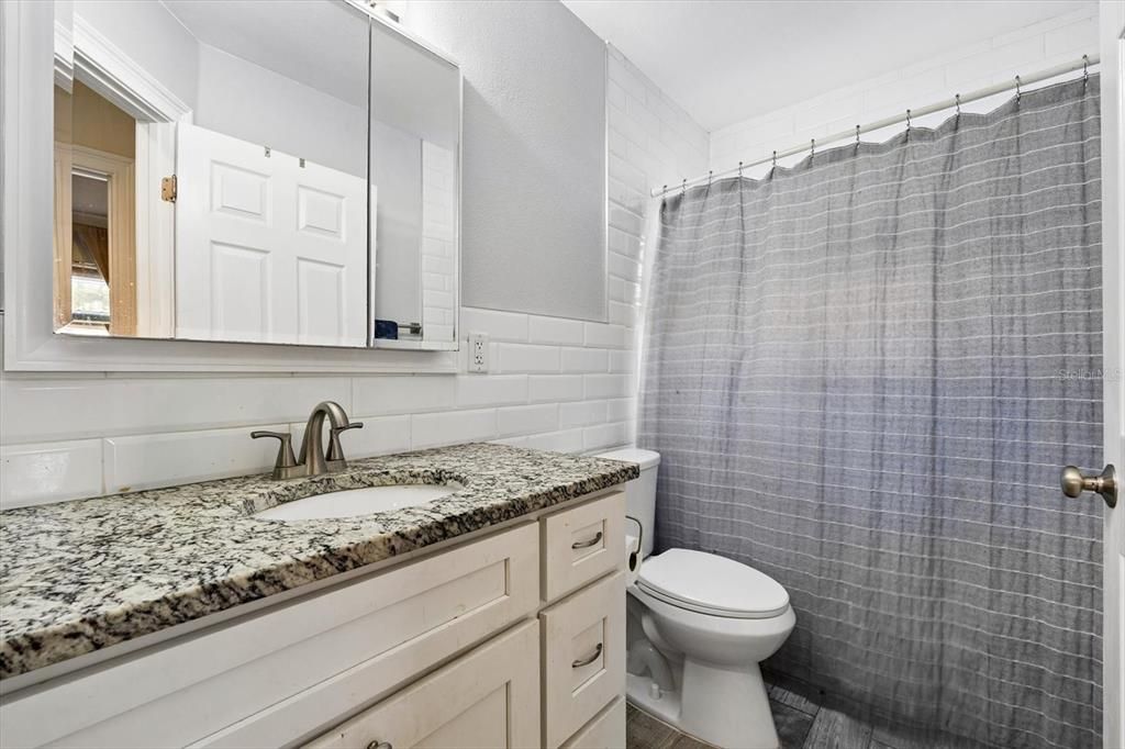 For Sale: $339,000 (3 beds, 1 baths, 936 Square Feet)