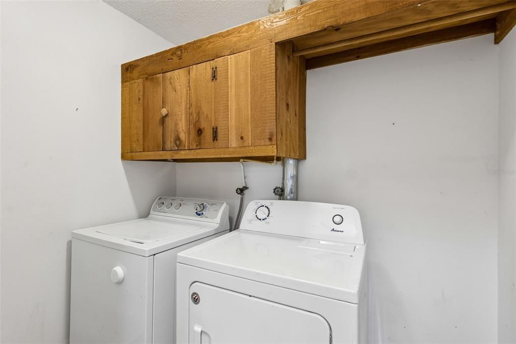 For Sale: $360,000 (3 beds, 2 baths, 1518 Square Feet)