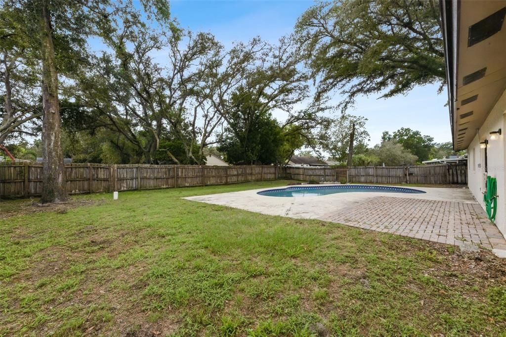 For Sale: $360,000 (3 beds, 2 baths, 1518 Square Feet)