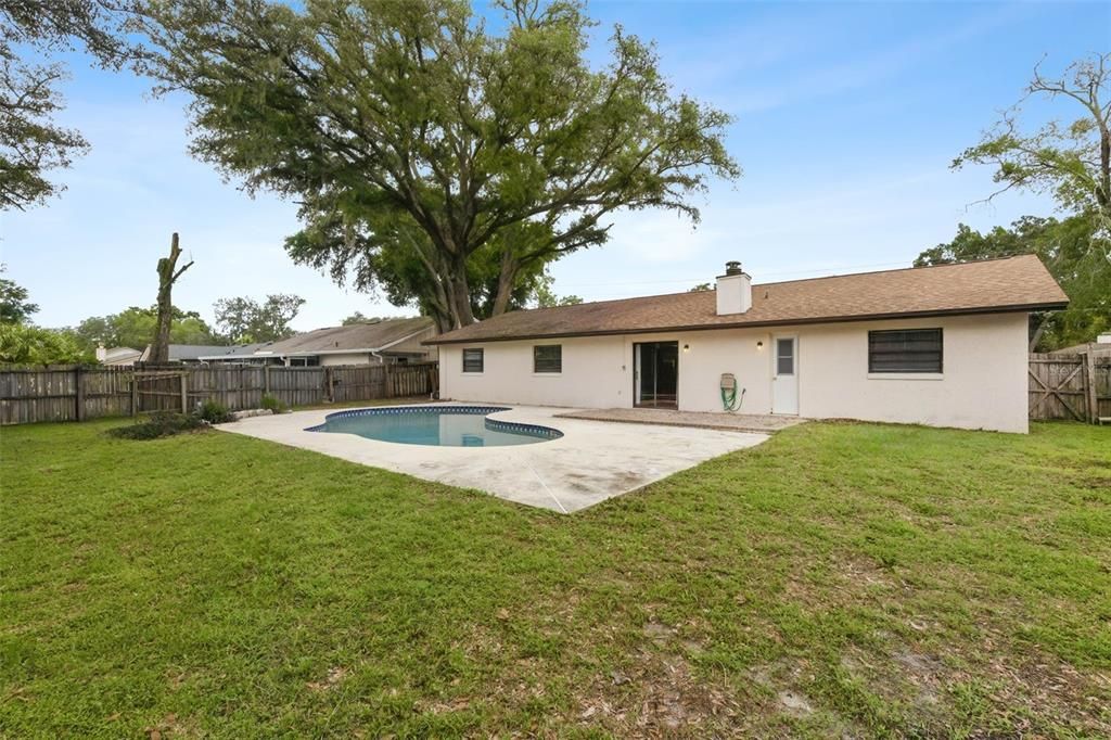 For Sale: $360,000 (3 beds, 2 baths, 1518 Square Feet)