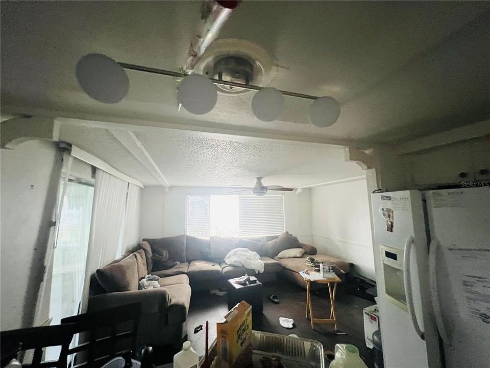 For Sale: $170,000 (2 beds, 2 baths, 1334 Square Feet)