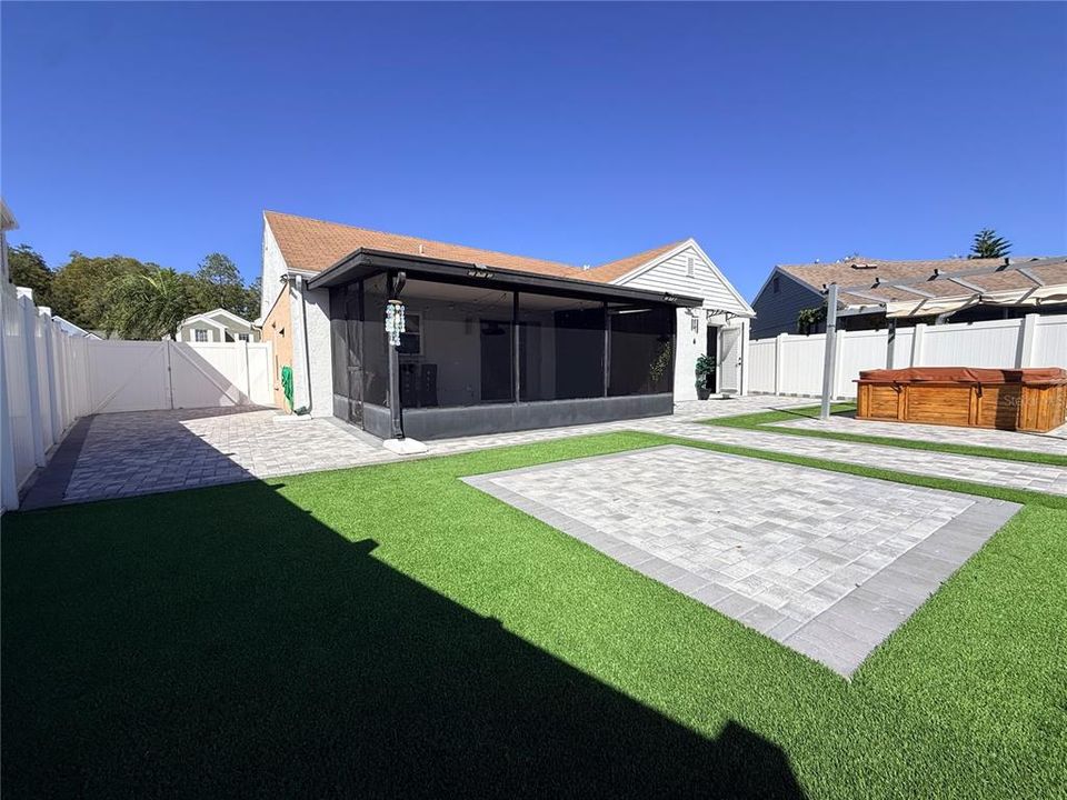 На продажу: $375,000 (3 спален, 2 ванн, 1164 Квадратных фут)