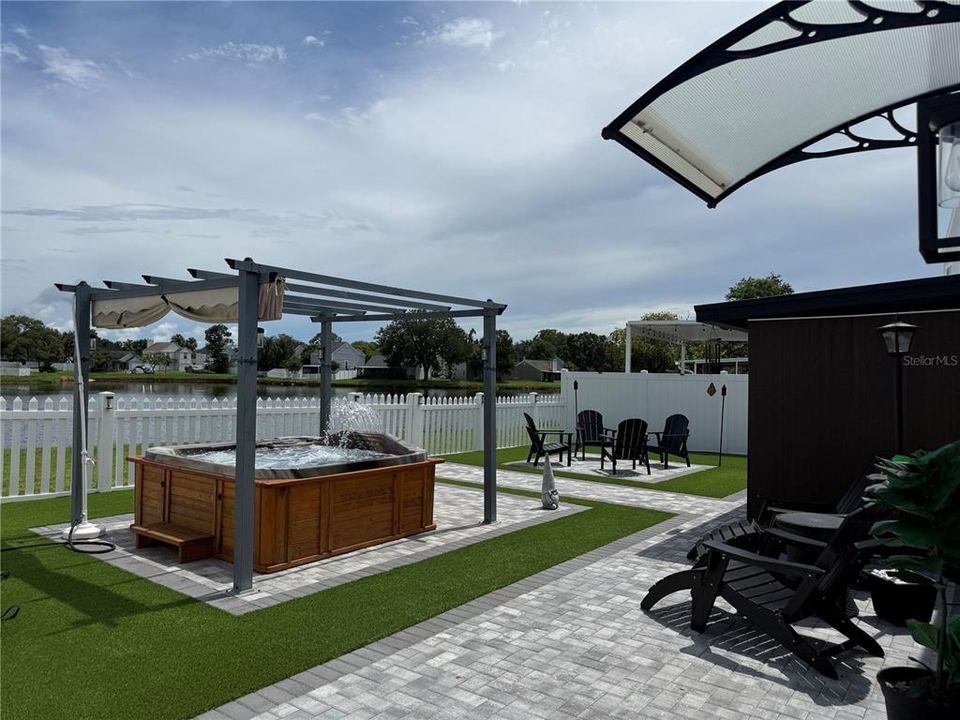 На продажу: $375,000 (3 спален, 2 ванн, 1164 Квадратных фут)