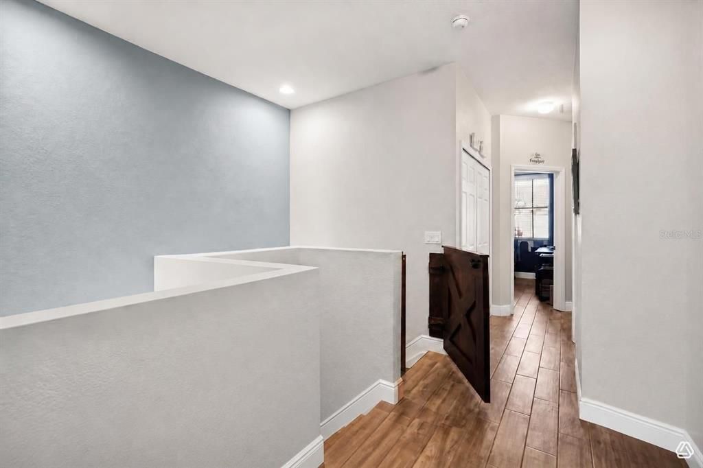 For Sale: $250,000 (3 beds, 2 baths, 1560 Square Feet)