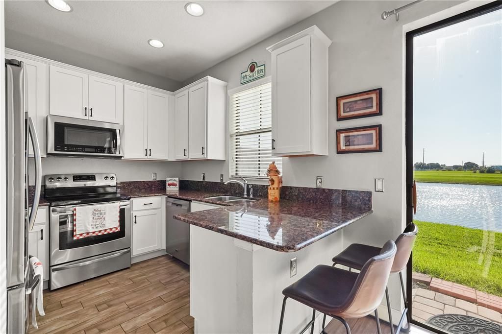 For Sale: $250,000 (3 beds, 2 baths, 1560 Square Feet)