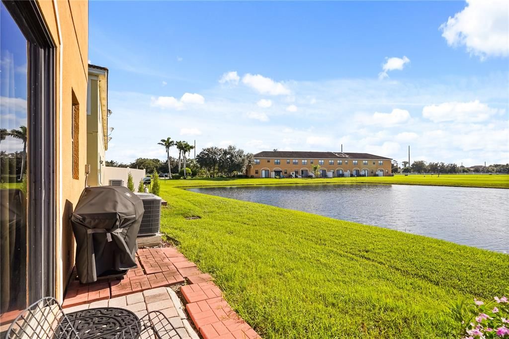 For Sale: $250,000 (3 beds, 2 baths, 1560 Square Feet)