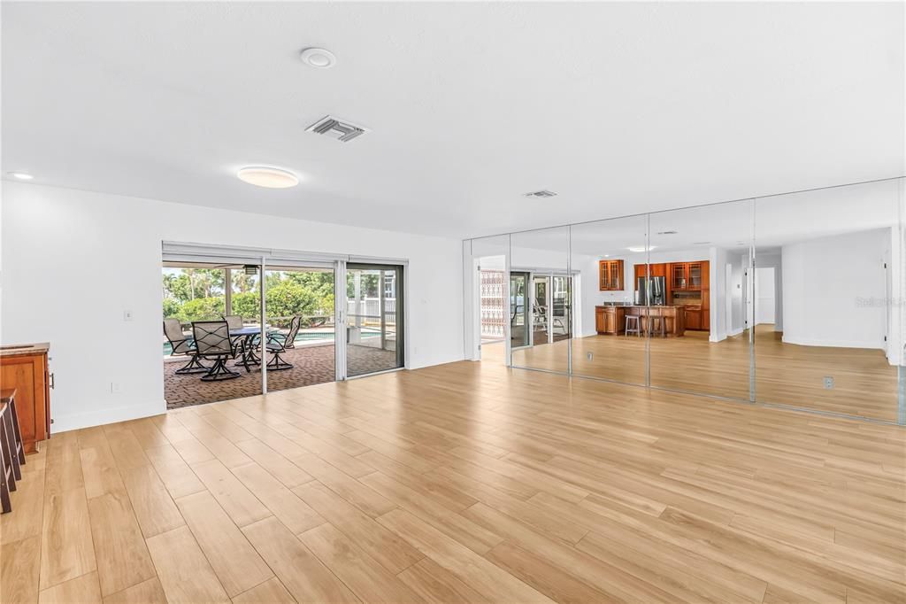 For Rent: $4,200 (3 beds, 2 baths, 1742 Square Feet)
