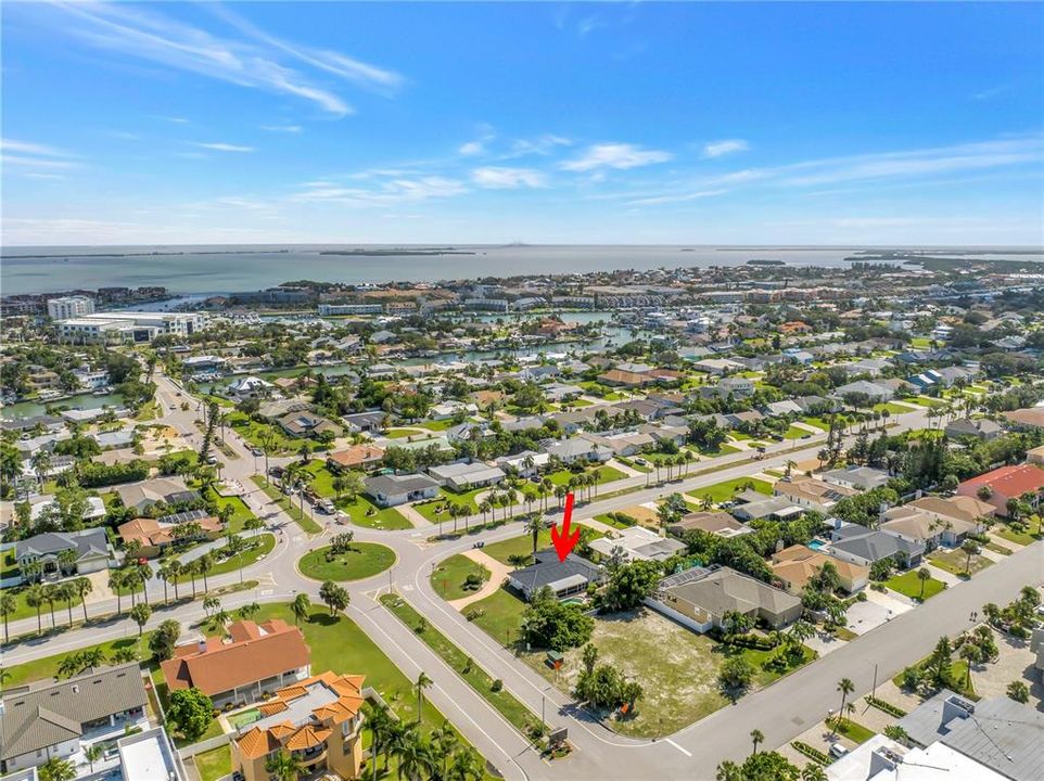 For Rent: $4,200 (3 beds, 2 baths, 1742 Square Feet)