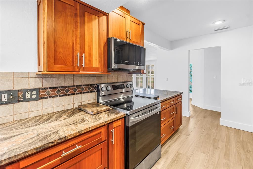 For Rent: $4,200 (3 beds, 2 baths, 1742 Square Feet)